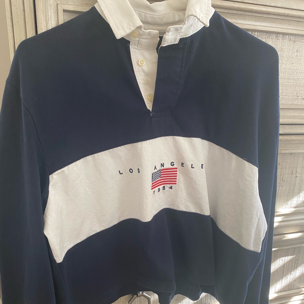 Brandy Melville Crop Los Angeles Pull-Over